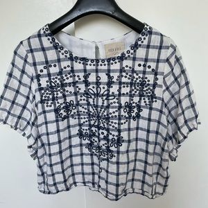 Gingham cropped blouse